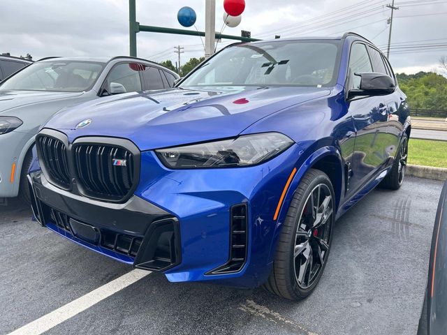 2025 BMW X5 M60i