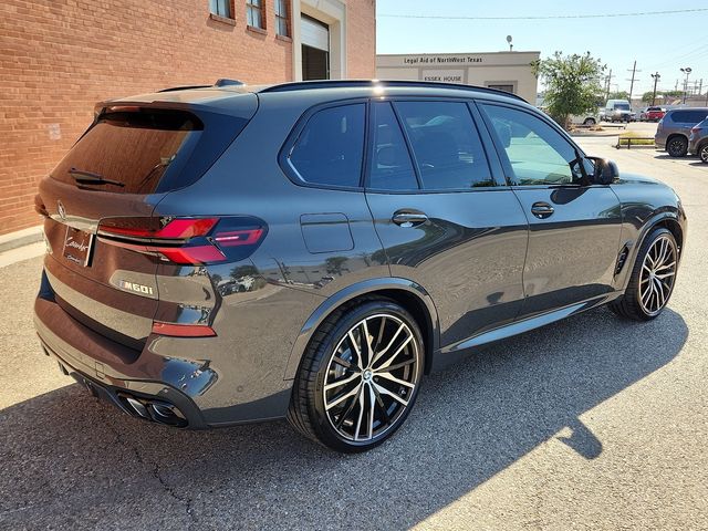 2025 BMW X5 M60i