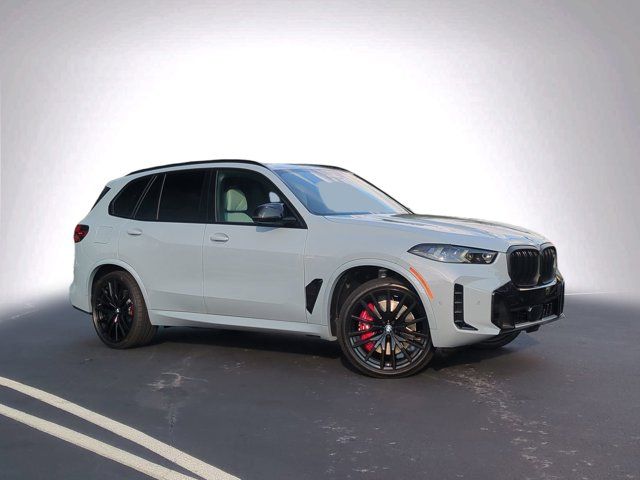 2025 BMW X5 M60i