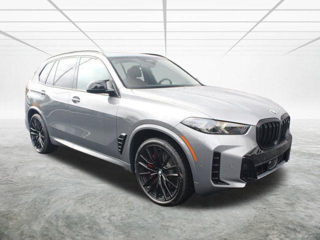 2025 BMW X5 M60i