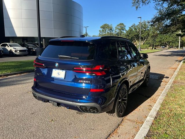 2025 BMW X5 M60i