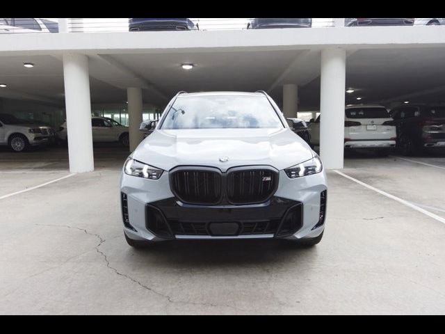 2025 BMW X5 M60i