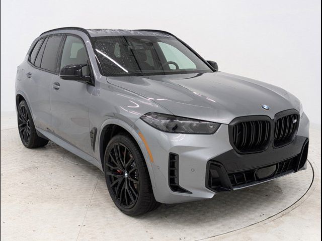 2025 BMW X5 M60i