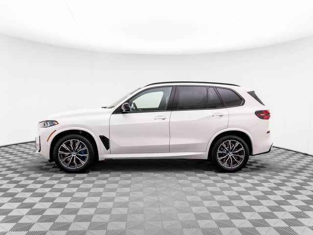 2025 BMW X5 M60i