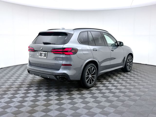 2025 BMW X5 M60i