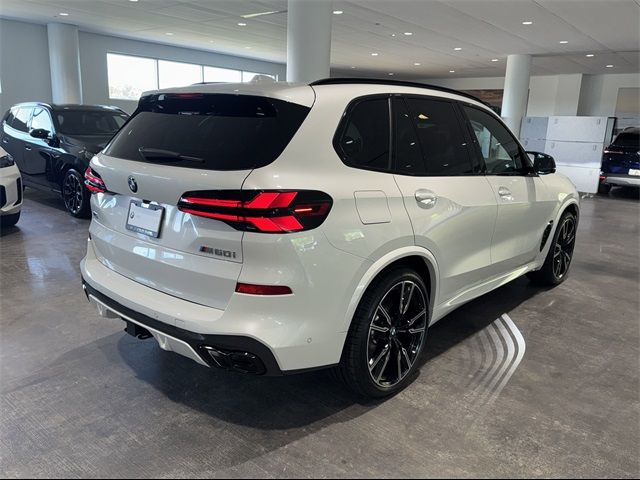 2025 BMW X5 M60i