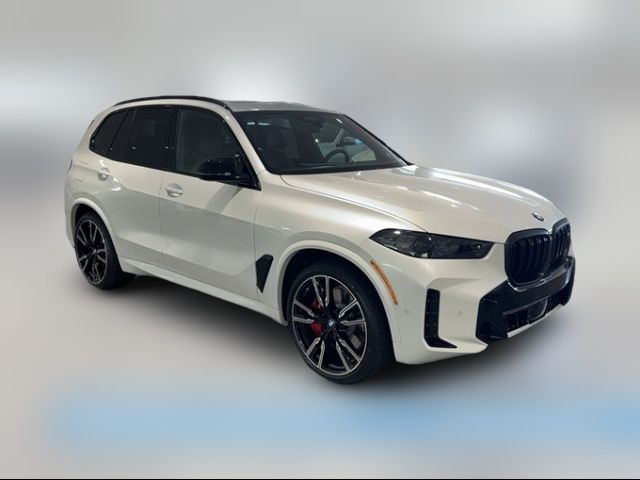 2025 BMW X5 M60i