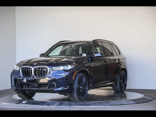 2025 BMW X5 M60i