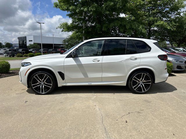 2025 BMW X5 M60i