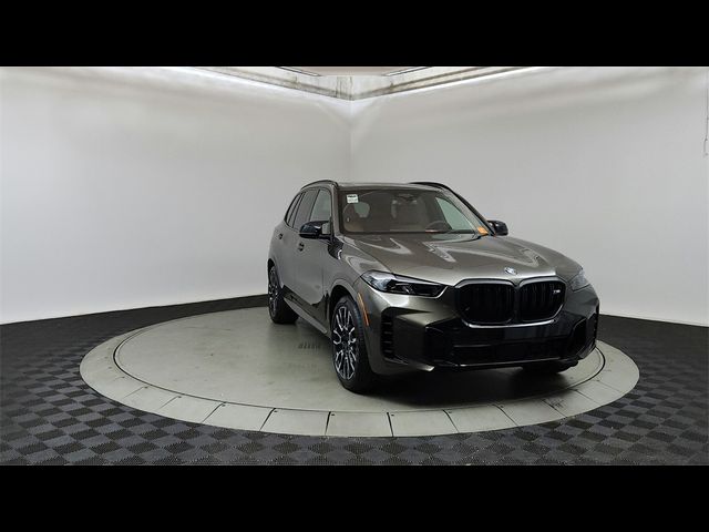 2025 BMW X5 M60i