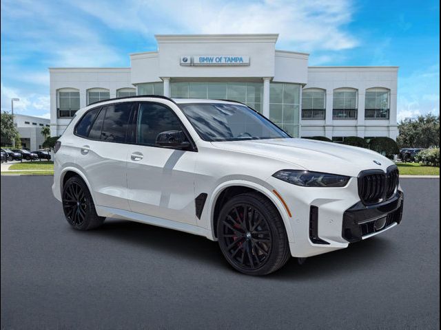 2025 BMW X5 M60i