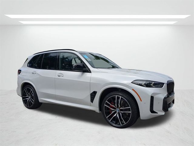 2025 BMW X5 M60i