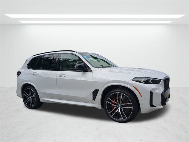 2025 BMW X5 M60i