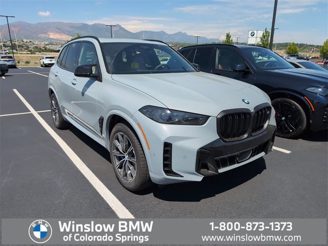 2025 BMW X5 M60i