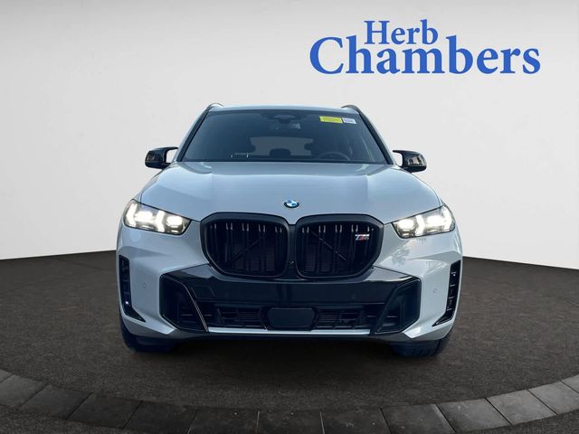 2025 BMW X5 M60i