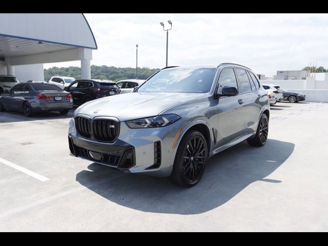 2025 BMW X5 M60i