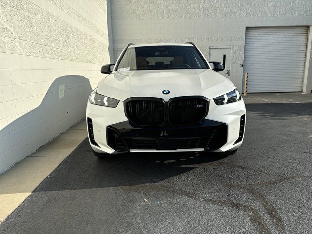 2025 BMW X5 M60i