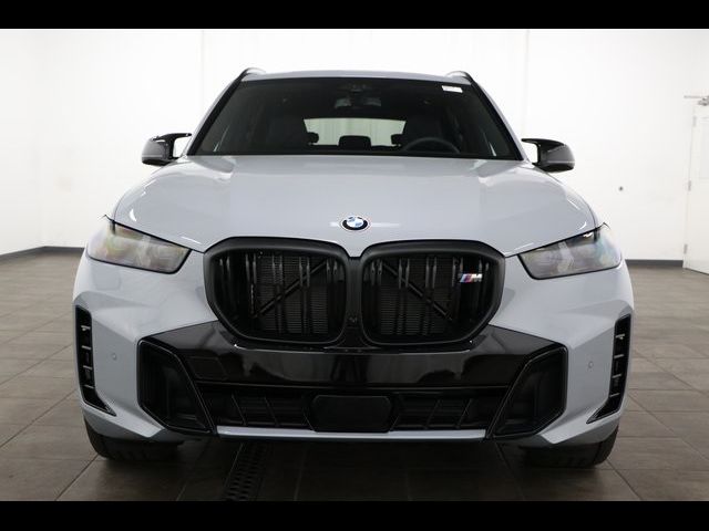 2025 BMW X5 M60i