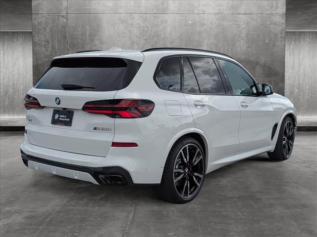 2025 BMW X5 M60i