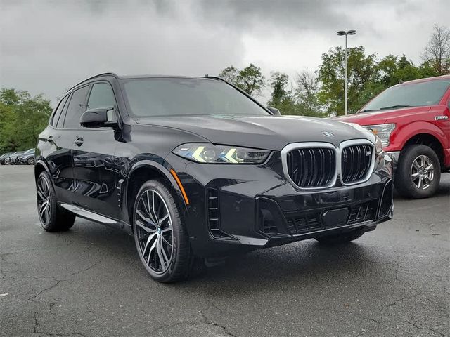 2025 BMW X5 M60i