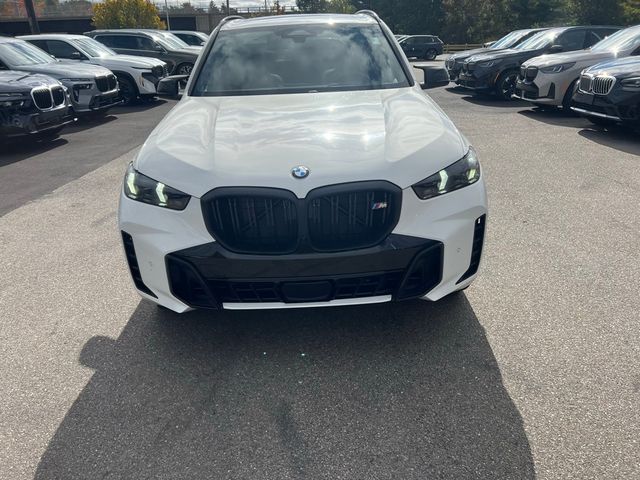 2025 BMW X5 M60i