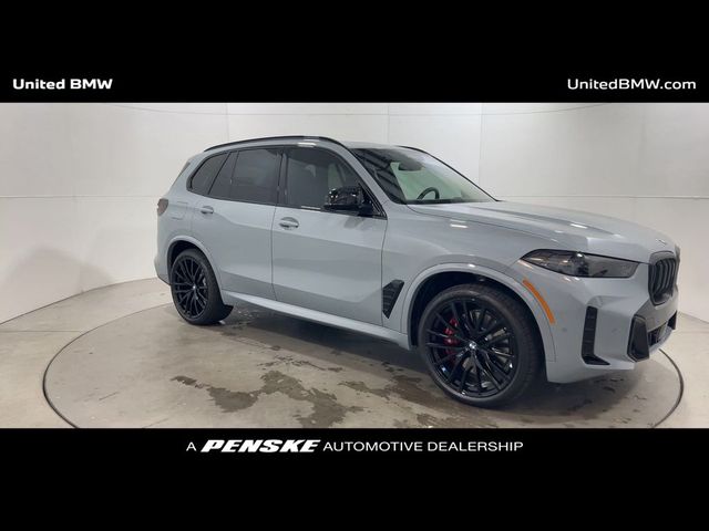 2025 BMW X5 M60i