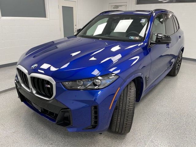 2025 BMW X5 M60i