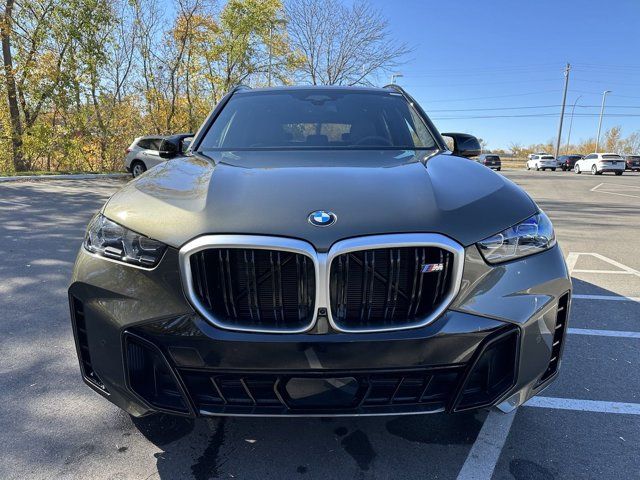 2025 BMW X5 M60i