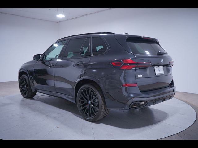 2025 BMW X5 M60i