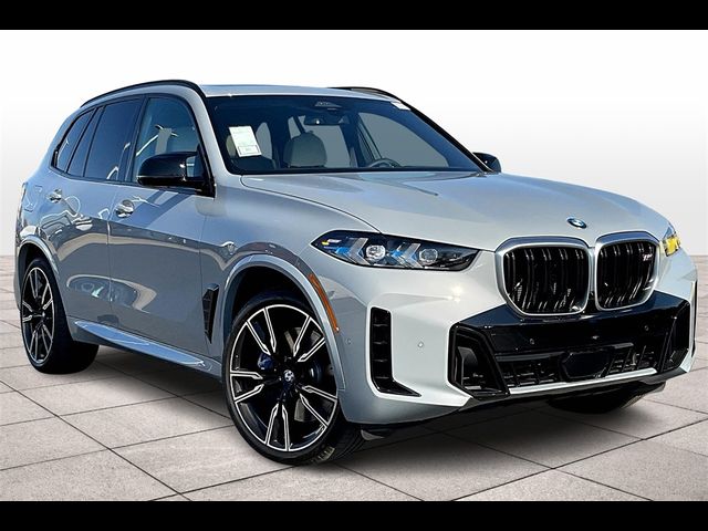 2025 BMW X5 M60i