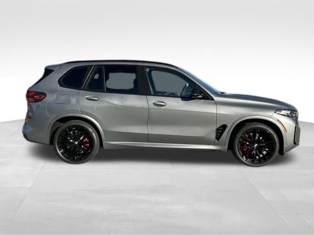 2025 BMW X5 M60i