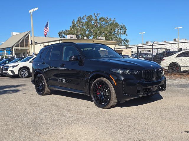 2025 BMW X5 M60i