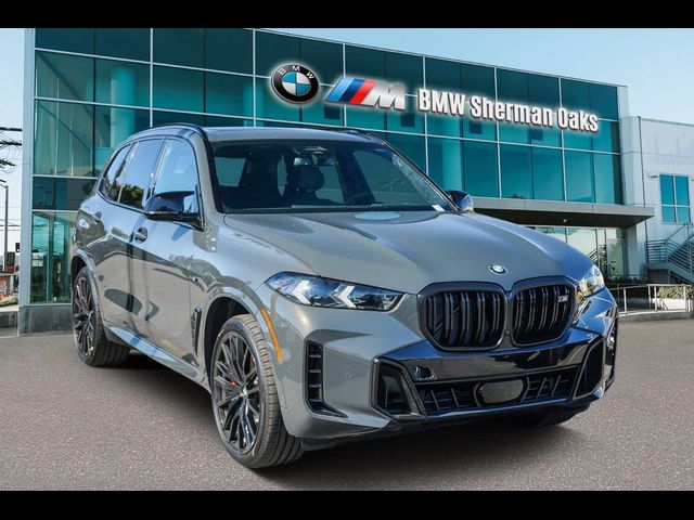 2025 BMW X5 M60i