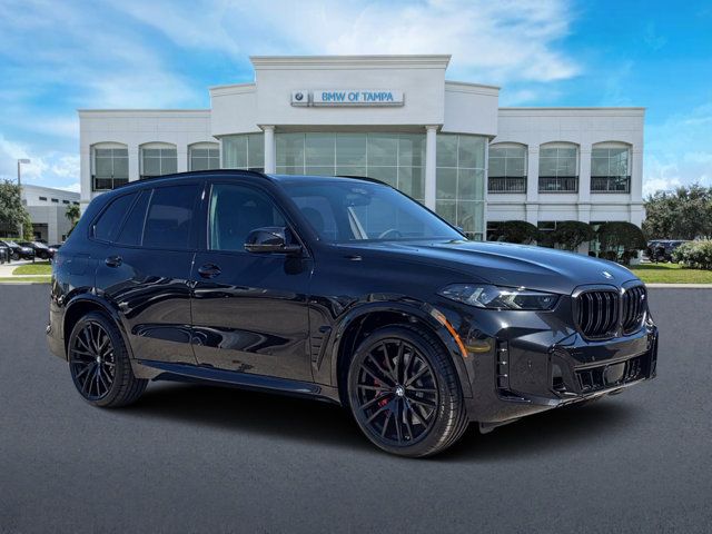 2025 BMW X5 M60i