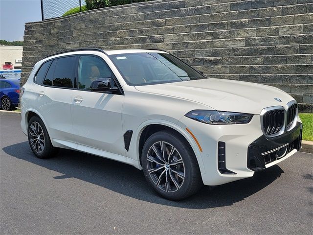 2025 BMW X5 M60i