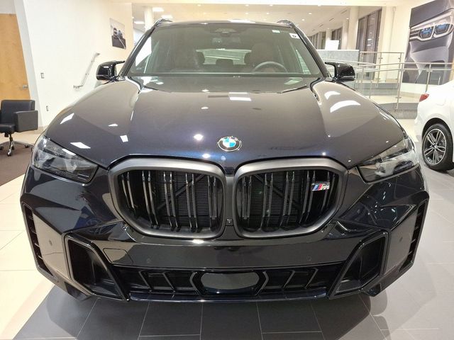 2025 BMW X5 M60i