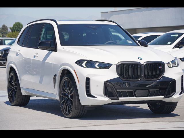 2025 BMW X5 M60i