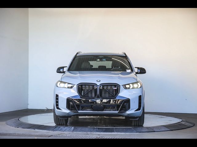 2025 BMW X5 M60i