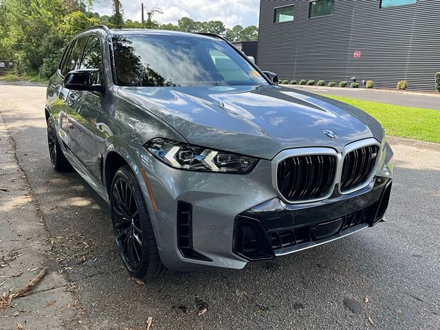 2025 BMW X5 M60i