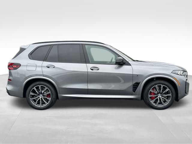 2025 BMW X5 M60i