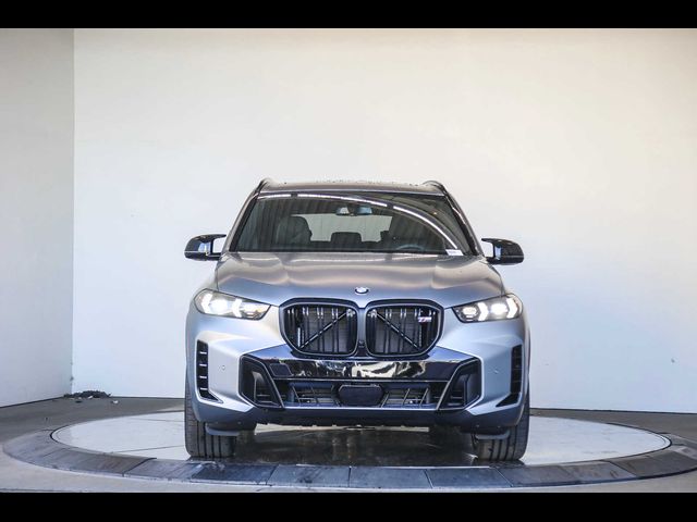 2025 BMW X5 M60i