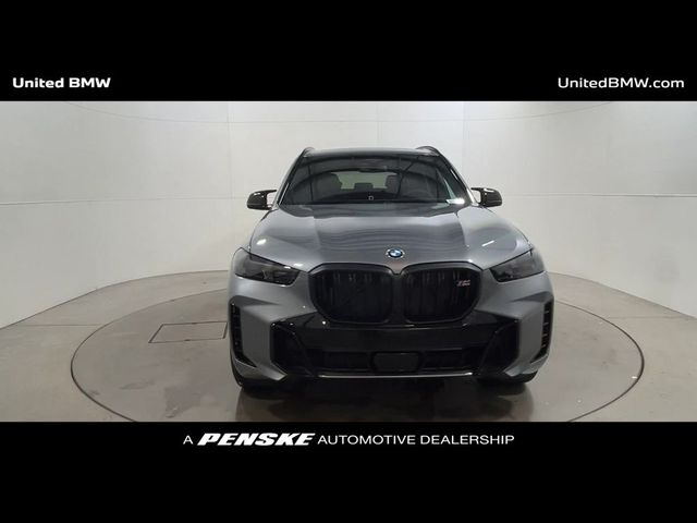 2025 BMW X5 M60i