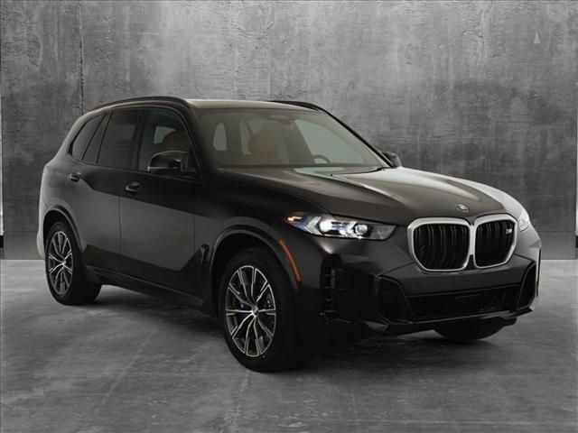 2025 BMW X5 M60i