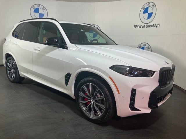 2025 BMW X5 M60i