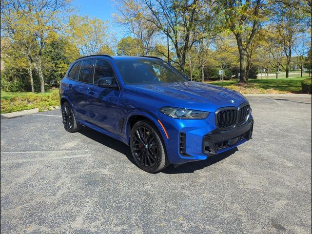 2025 BMW X5 M60i