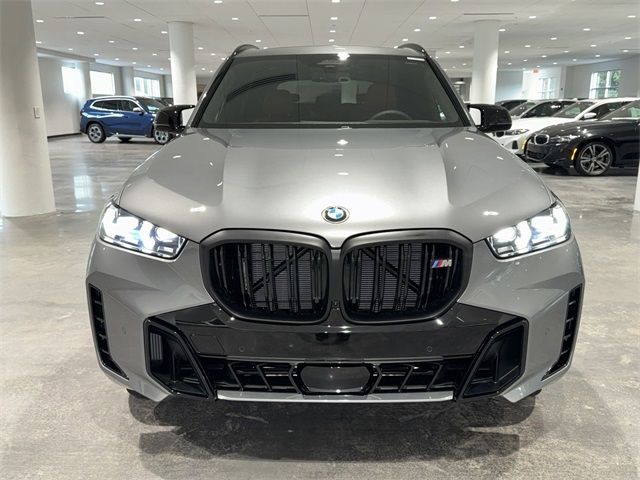 2025 BMW X5 M60i