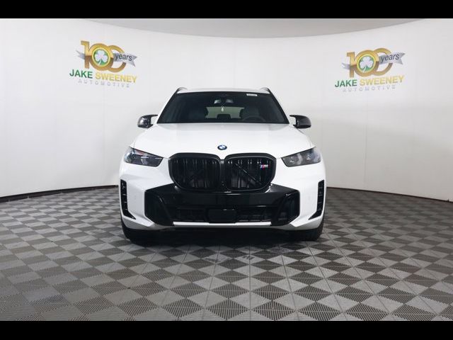 2025 BMW X5 M60i