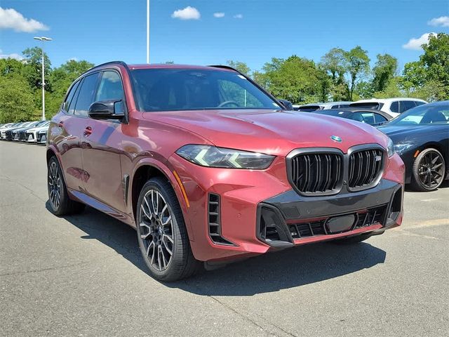 2025 BMW X5 M60i