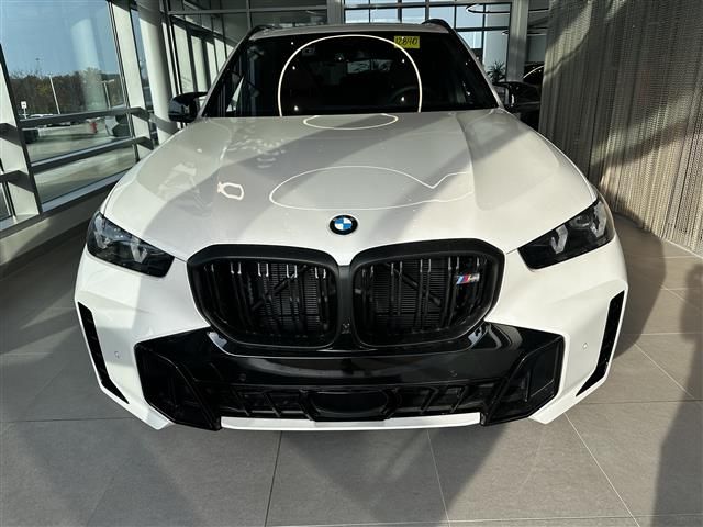 2025 BMW X5 M60i