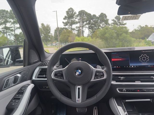 2025 BMW X5 M60i